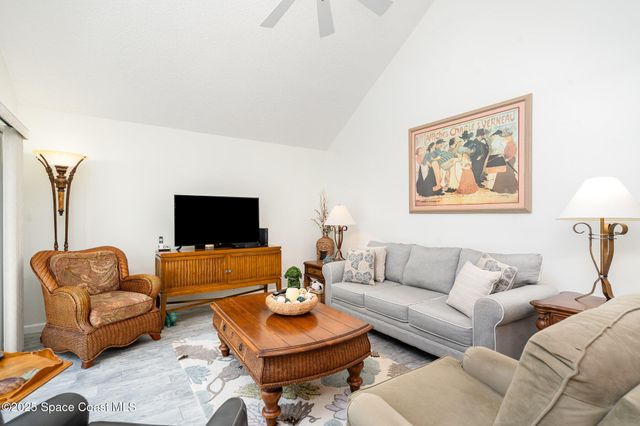 1100 SE Mitchell Avenue, 204, Port St. Lucie, FL 34952