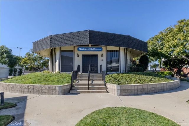 20319 Gardenia, Huntington Beach, CA 92646