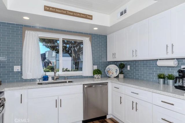 20319 Gardenia, Huntington Beach, CA 92646