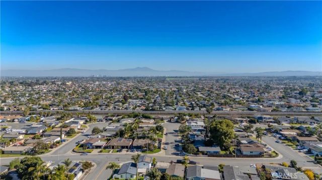 20319 Gardenia, Huntington Beach, CA 92646