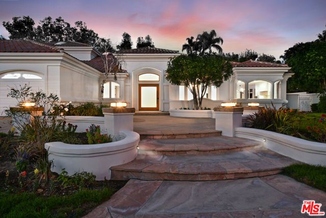 25605 Melbourne Court, Calabasas, CA 91302