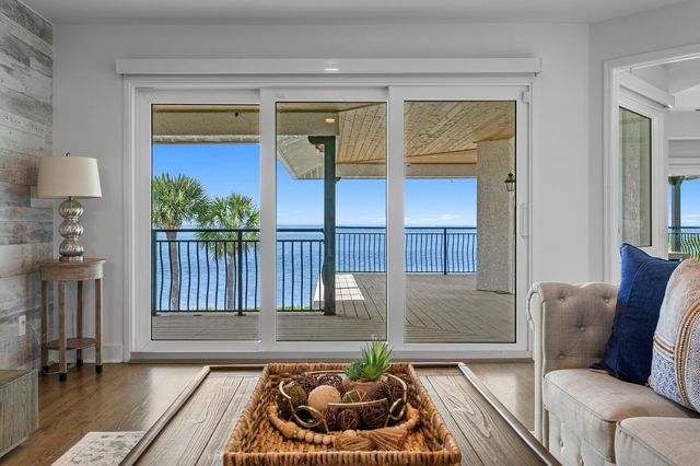 3915 SNAPPER POINTE DRIVE, Tampa, FL 33611