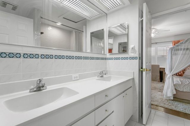 3915 SNAPPER POINTE DRIVE, Tampa, FL 33611