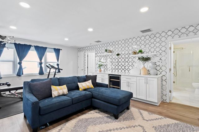 3915 SNAPPER POINTE DRIVE, Tampa, FL 33611