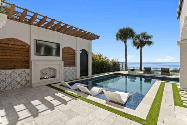 3915 SNAPPER POINTE DRIVE, Tampa, FL 33611