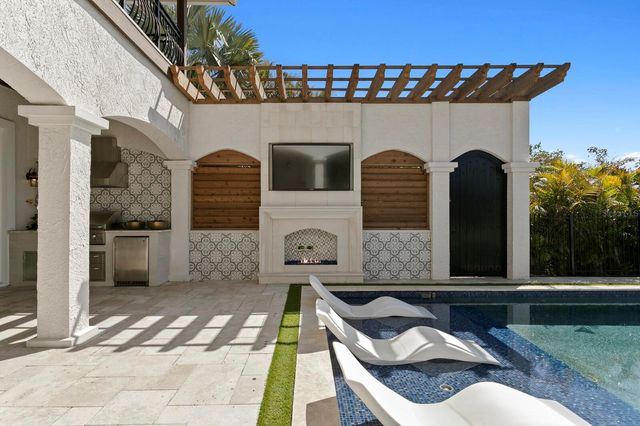 3915 SNAPPER POINTE DRIVE, Tampa, FL 33611