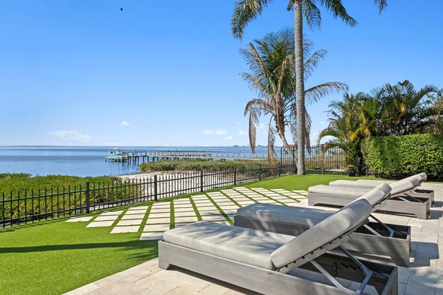 3915 SNAPPER POINTE DRIVE, Tampa, FL 33611