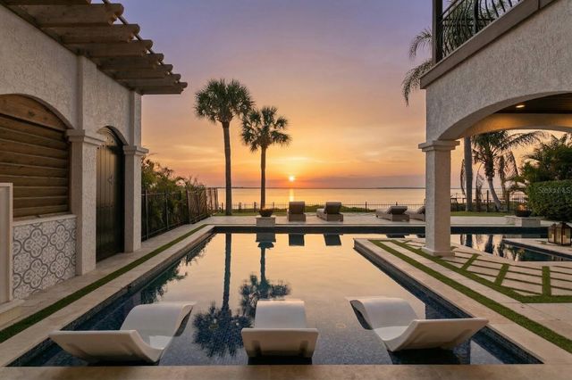 3915 SNAPPER POINTE DRIVE, Tampa, FL 33611