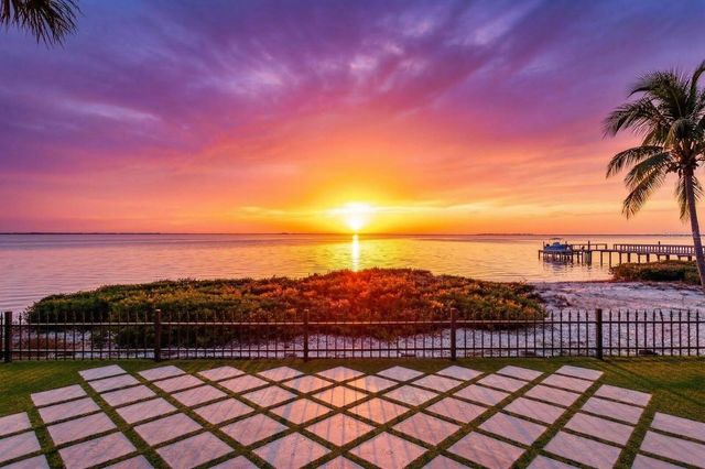 3915 SNAPPER POINTE DRIVE, Tampa, FL 33611