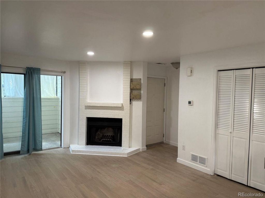 8376 S Upham Way B106, Littleton, CO 80128