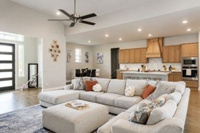 4017 Lagos Drive, Midlothian, TX 76065