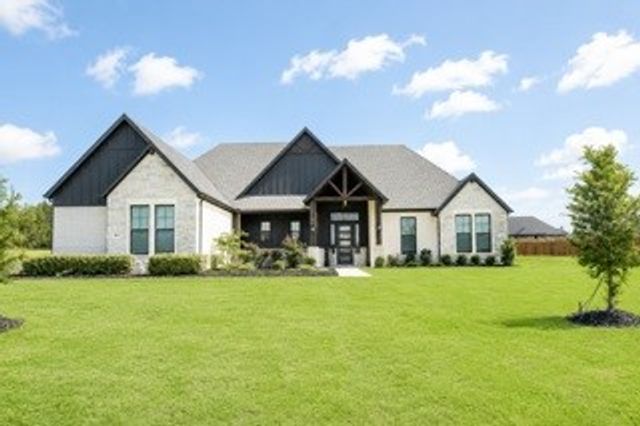 4017 Lagos Drive, Midlothian, TX 76065