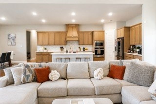 4017 Lagos Drive, Midlothian, TX 76065