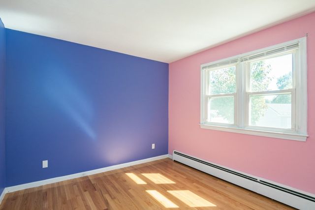 17 Pickering Street, Chicopee, MA 01013