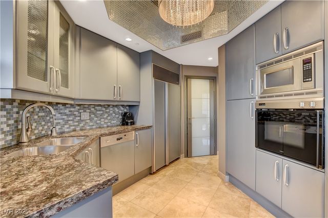 2877 Paradise Road 1605, Las Vegas, NV 89109