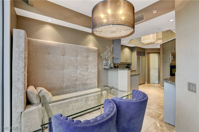 2877 Paradise Road 1605, Las Vegas, NV 89109