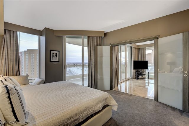 2877 Paradise Road 1605, Las Vegas, NV 89109