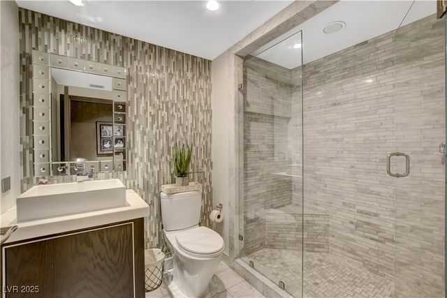 2877 Paradise Road 1605, Las Vegas, NV 89109