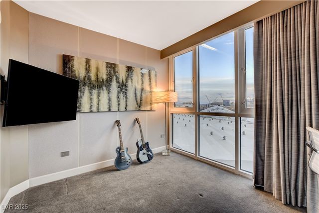 2877 Paradise Road 1605, Las Vegas, NV 89109