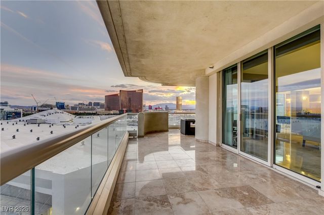 2877 Paradise Road 1605, Las Vegas, NV 89109