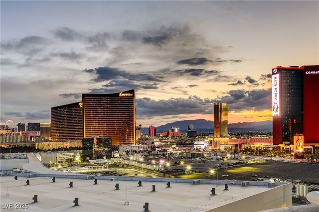 2877 Paradise Road 1605, Las Vegas, NV 89109