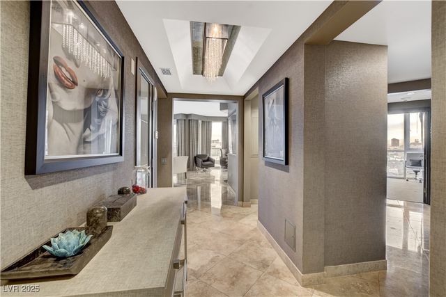 2877 Paradise Road 1605, Las Vegas, NV 89109