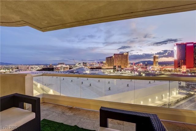 2877 Paradise Road 1605, Las Vegas, NV 89109