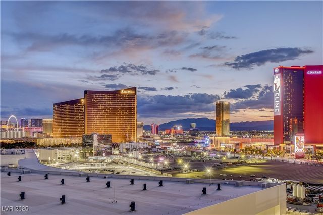 2877 Paradise Road 1605, Las Vegas, NV 89109