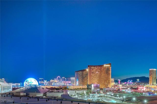 2877 Paradise Road 1605, Las Vegas, NV 89109