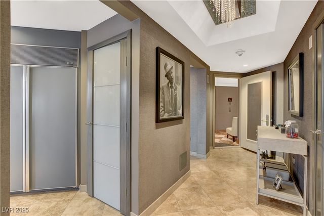 2877 Paradise Road 1605, Las Vegas, NV 89109