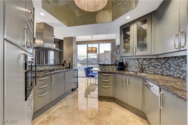 2877 Paradise Road 1605, Las Vegas, NV 89109