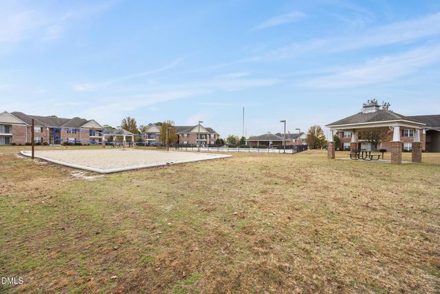 1720 Renwick Drive 102, Fayetteville, NC 28304