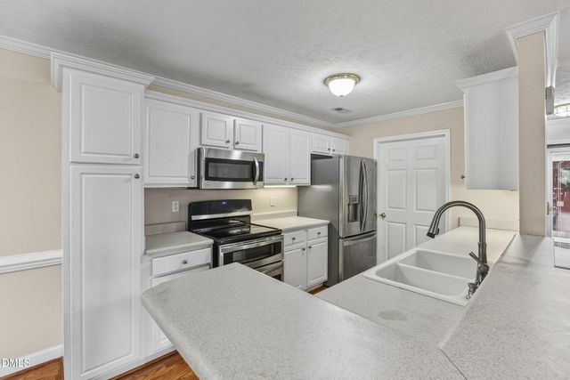 1720 Renwick Drive 102, Fayetteville, NC 28304