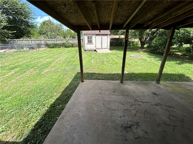 202 Ritter Circle Drive, Springdale, AR 72764