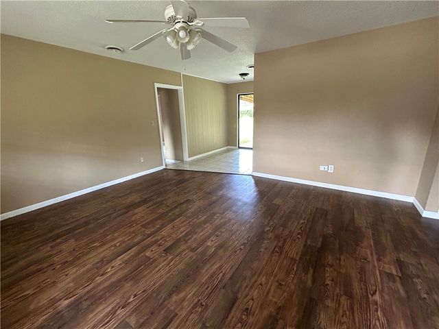 202 Ritter Circle Drive, Springdale, AR 72764