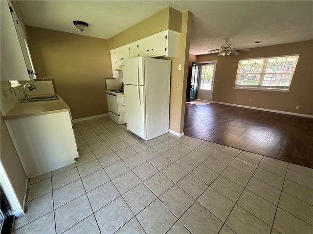 202 Ritter Circle Drive, Springdale, AR 72764