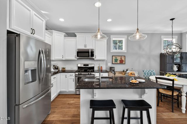 901 Woodbriar Street, Apex, NC 27502