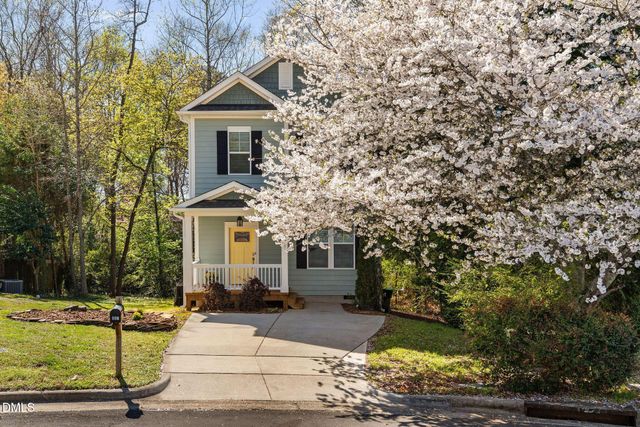 901 Woodbriar Street, Apex, NC 27502