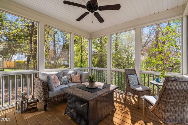 901 Woodbriar Street, Apex, NC 27502