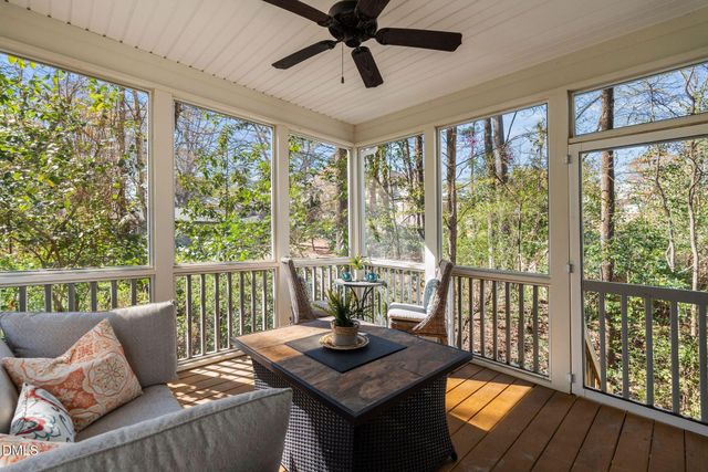 901 Woodbriar Street, Apex, NC 27502