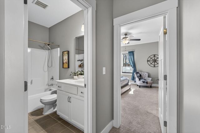 901 Woodbriar Street, Apex, NC 27502