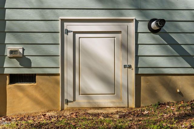 901 Woodbriar Street, Apex, NC 27502