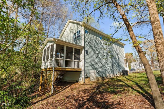 901 Woodbriar Street, Apex, NC 27502