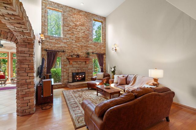 12825 Rosewood Drive, St. John, IN 46373