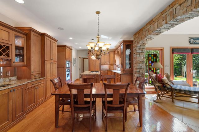 12825 Rosewood Drive, St. John, IN 46373