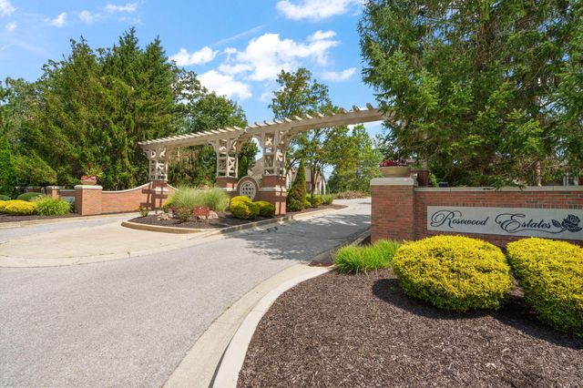 12825 Rosewood Drive, St. John, IN 46373