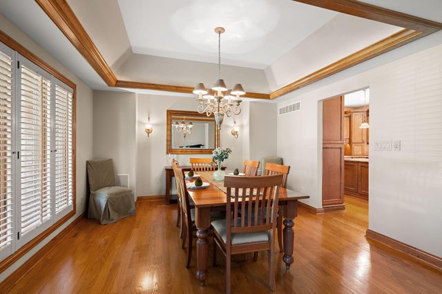 12825 Rosewood Drive, St. John, IN 46373