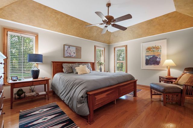 12825 Rosewood Drive, St. John, IN 46373