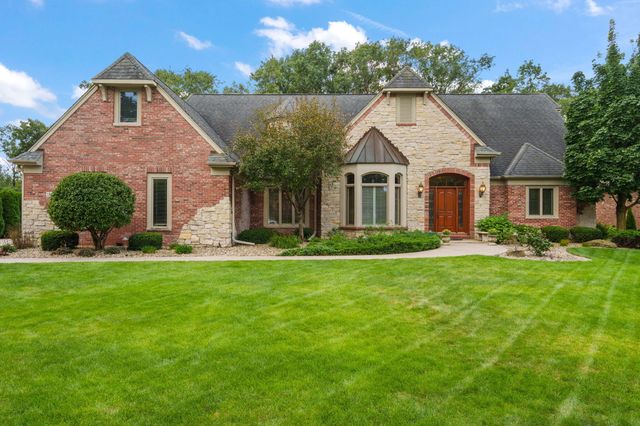12825 Rosewood Drive, St. John, IN 46373