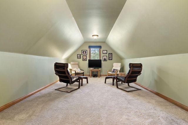12825 Rosewood Drive, St. John, IN 46373